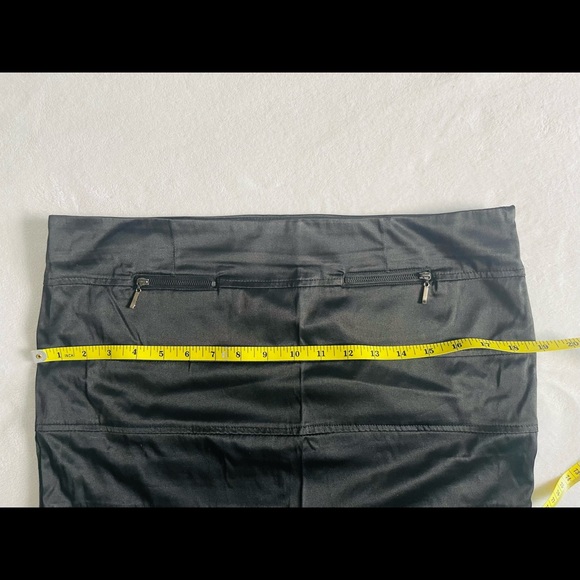 Costa Blanca size 8 black skirt with slit in back - Picture 2 of 6